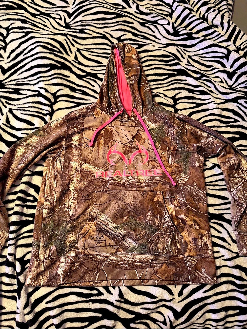Realtree women Camo Hooded Jacket Size XL